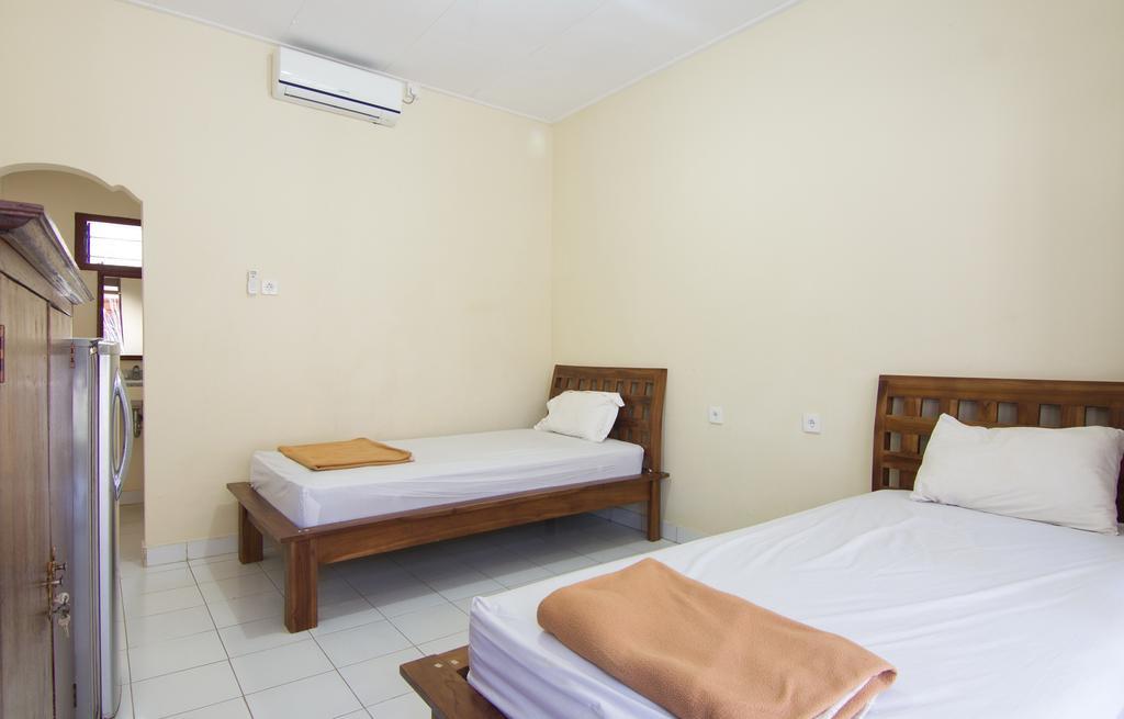 Pondok Nuri Homestay ซานูร์ ภายนอก รูปภาพ