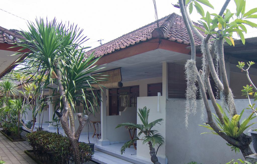 Pondok Nuri Homestay ซานูร์ ภายนอก รูปภาพ