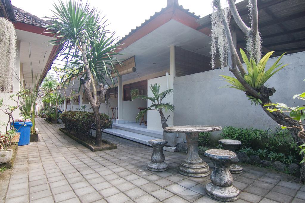 Pondok Nuri Homestay ซานูร์ ภายนอก รูปภาพ